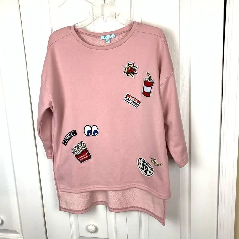 She + Sky Embellished Sweatshirt‎